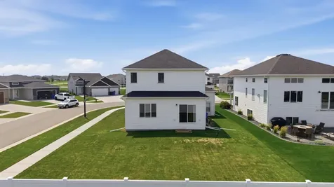 6653 Toronto Drive S Fargo ND 58104