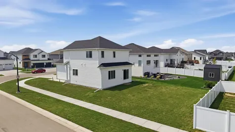 6653 Toronto Drive S Fargo ND 58104
