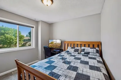 626 Hillside Drive Eagan MN 55121