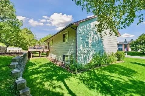 626 Hillside Drive Eagan MN 55121