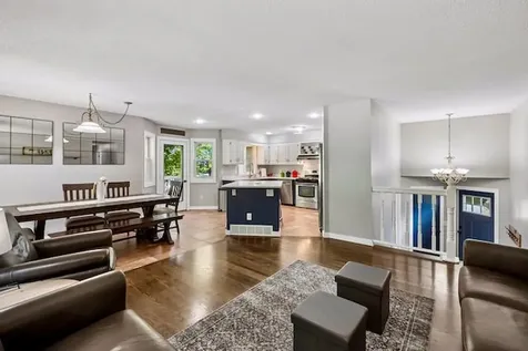 626 Hillside Drive Eagan MN 55121