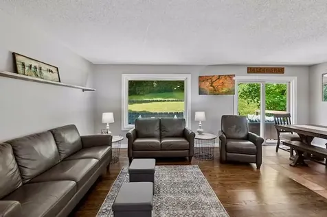 626 Hillside Drive Eagan MN 55121