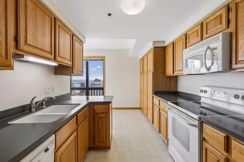168 6th Street E Saint Paul MN 55101