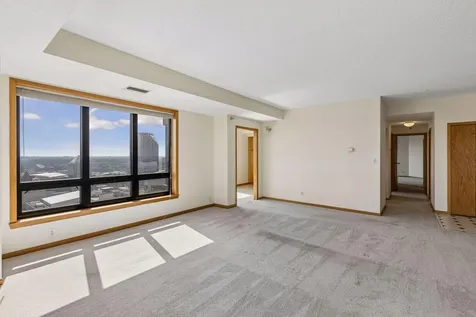 168 6th Street E Saint Paul MN 55101