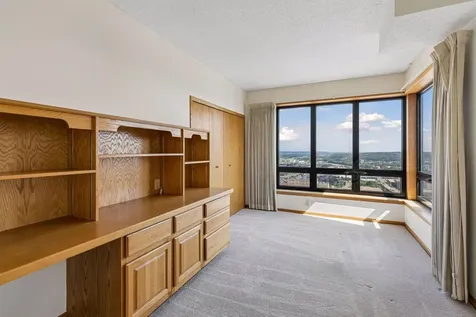 168 6th Street E Saint Paul MN 55101