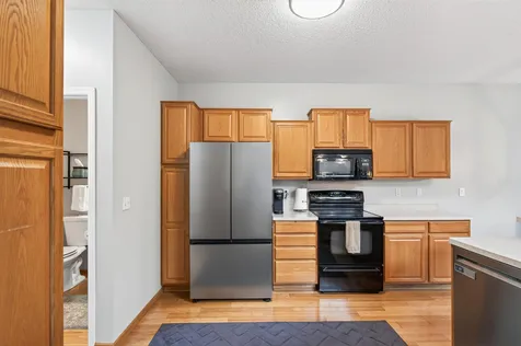 637 Crane Creek Lane Eagan MN 55121