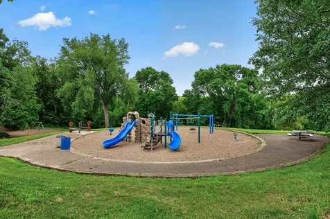 637 Crane Creek Lane Eagan MN 55121