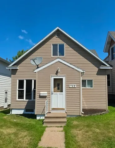 703 Harrison Street Eveleth MN 55734