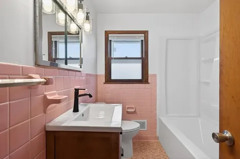 5608 -5610 28th Avenue S Minneapolis MN 55417