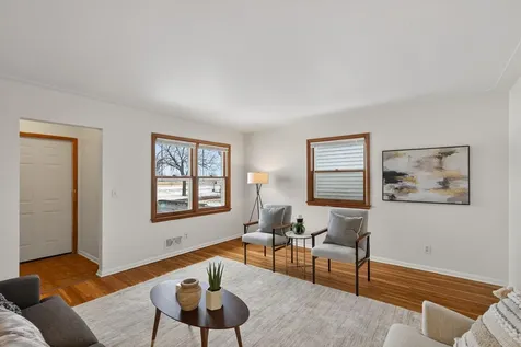 5608 -5610 28th Avenue S Minneapolis MN 55417