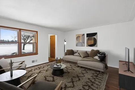 5608 -5610 28th Avenue S Minneapolis MN 55417