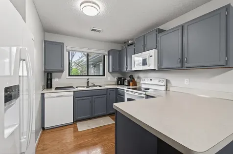 5973 Dellwood Avenue Shoreview MN 55126