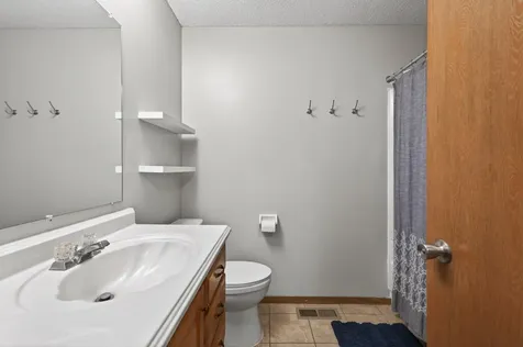 5973 Dellwood Avenue Shoreview MN 55126