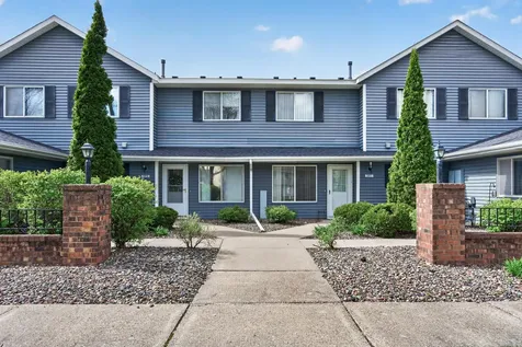 5973 Dellwood Avenue Shoreview MN 55126