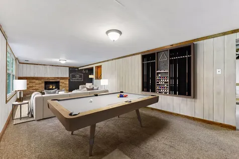 5536 Holiday Road Minnetonka MN 55345