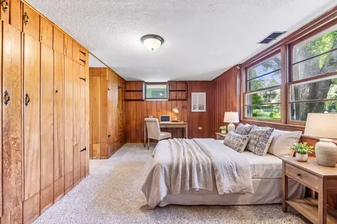 5536 Holiday Road Minnetonka MN 55345
