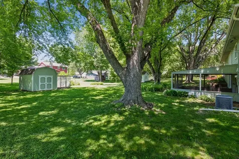5536 Holiday Road Minnetonka MN 55345