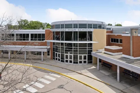 5536 Holiday Road Minnetonka MN 55345