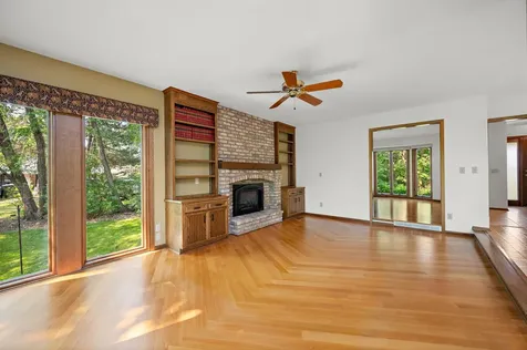 12050 48th Avenue N Plymouth MN 55442