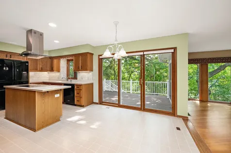 12050 48th Avenue N Plymouth MN 55442