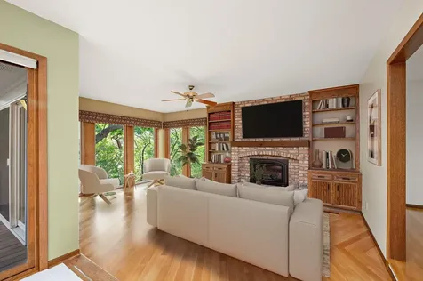 12050 48th Avenue N Plymouth MN 55442