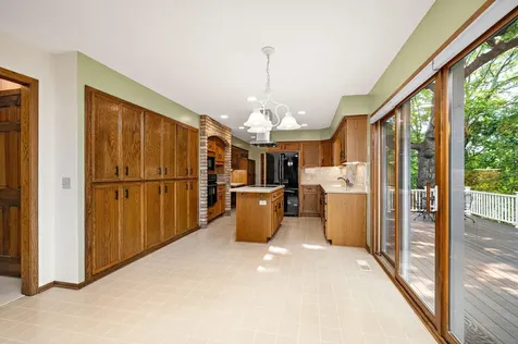 12050 48th Avenue N Plymouth MN 55442