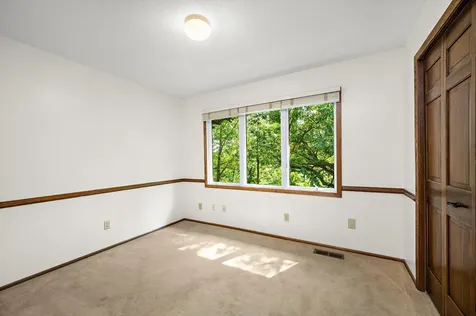 12050 48th Avenue N Plymouth MN 55442