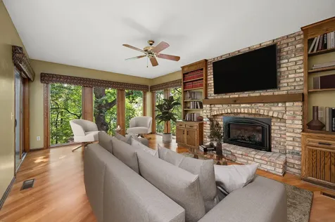 12050 48th Avenue N Plymouth MN 55442
