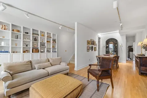 12 Grove Street Minneapolis MN 55401