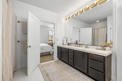 12 Grove Street Minneapolis MN 55401