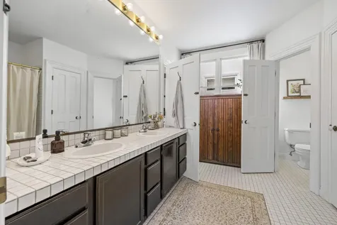 12 Grove Street Minneapolis MN 55401