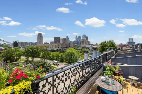 12 Grove Street Minneapolis MN 55401