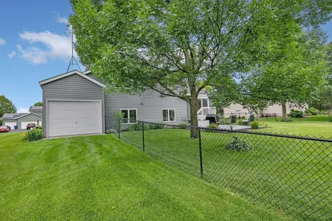 1542 Mulberry Road Saint Cloud MN 56303