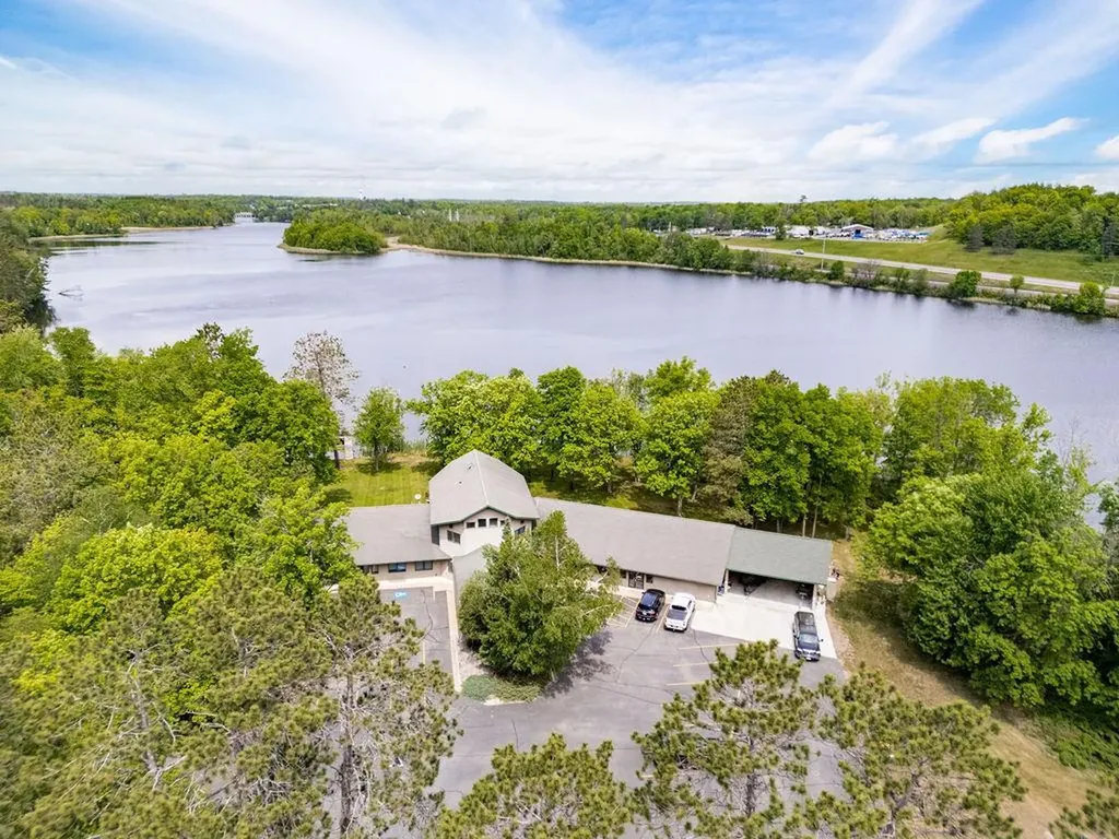 29 County Road 63 Grand Rapids MN 55744