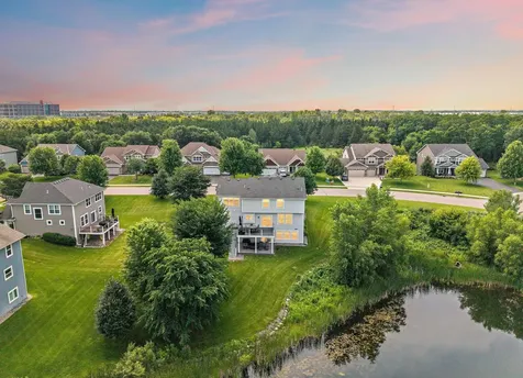 7616 103rd Avenue N Brooklyn Park MN 55445