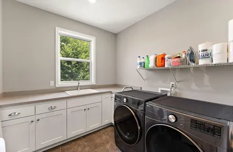 7616 103rd Avenue N Brooklyn Park MN 55445