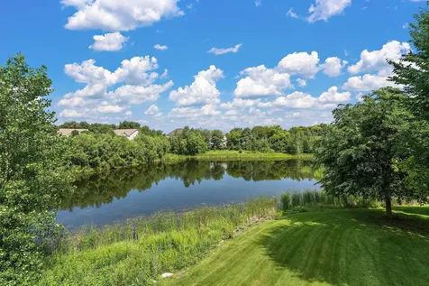7616 103rd Avenue N Brooklyn Park MN 55445