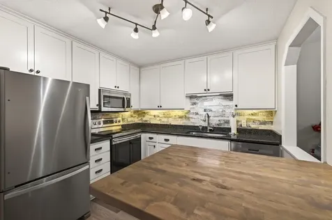 1846 Southpointe Terrace Eagan MN 55122