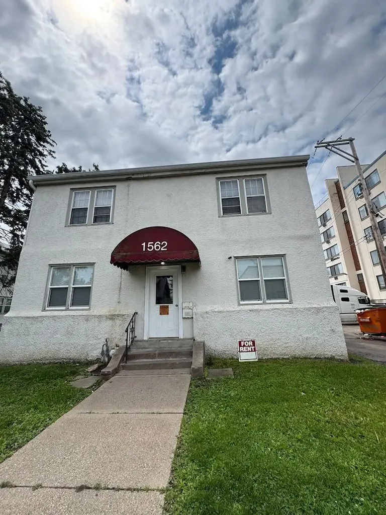 1562 Edmund Avenue Saint Paul MN 55104