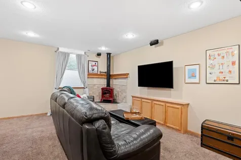 615 1st Avenue NW Osseo MN 55369