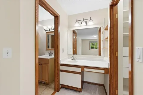 5553 Bimini Drive Minnetonka MN 55343