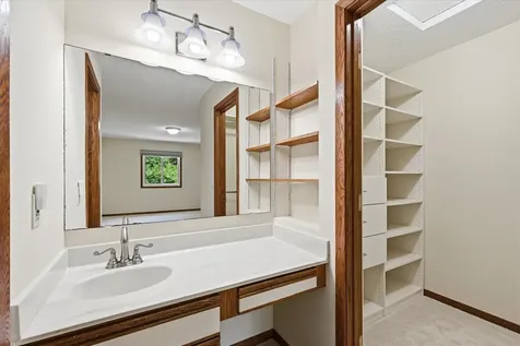 5553 Bimini Drive Minnetonka MN 55343