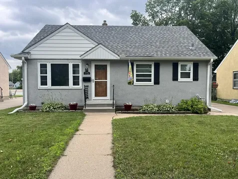 2128 Case Avenue E Saint Paul MN 55119