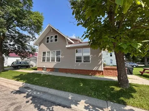 321 Lowery Avenue Belgrade MN 56312
