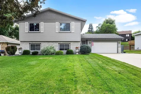 5213 Overlook Drive Bloomington MN 55437