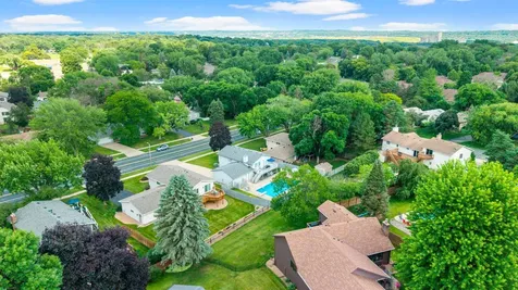 5213 Overlook Drive Bloomington MN 55437
