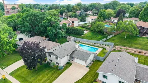 5213 Overlook Drive Bloomington MN 55437