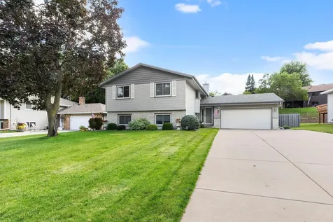 5213 Overlook Drive Bloomington MN 55437