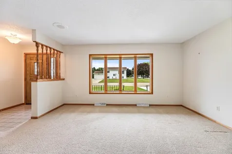 703 N Hokah Street Caledonia MN 55921