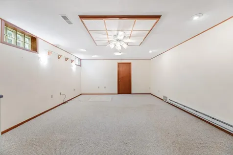 703 N Hokah Street Caledonia MN 55921